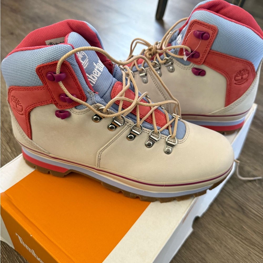 Timberland Cream and Red Winter Boots